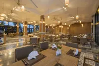 CocoLand Thu Xa Ancient Town Hotel & Resort - bar