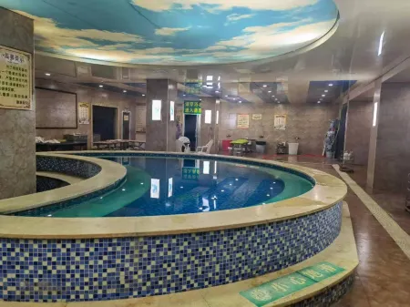 Lemon Hotel Liulin Отели рядом с достопримечательностью «Taiyuan University of Technology Liulin Branch»