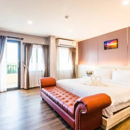 Usabai Riverside Boutique Hotel