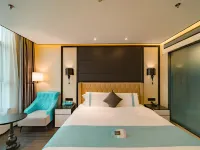 Xana Hotelle (Ji'an People's Square Wenshan Pedestrian Street) Hotels near Wenshan Pedestrian Street