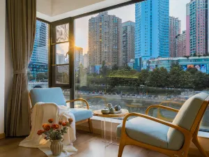 Beautiful Coast Yanshe River View B&B (Guiyang Jiaxiulou Qingyun Market Store)