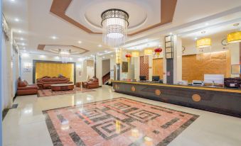 Gilleteng Shangri-La Hotel (Dukezong Ancient City Longtan North Road)