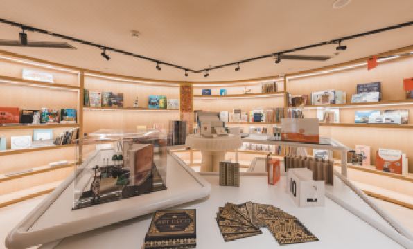 Atour Hotel Beijing Guomao CBD Huamao Center