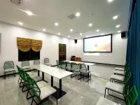 Shankee Tea Style Hotel (Chongqing Pengshui County Yujing Jiangshan)