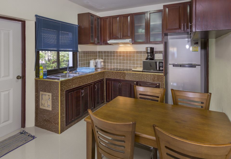 Lantana Pattaya HotelOver view