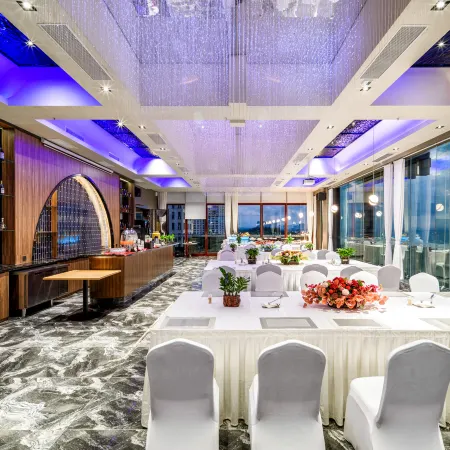 QiongHai  JiaLan Wellness Seaview Hotel