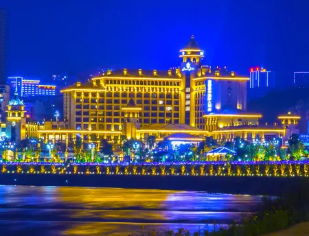 Chishui Jinqian Jiahua Hotel