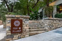 Floral Lux Hotel · Jinan see mountain knot Lu Hotel Hotel a Jinan