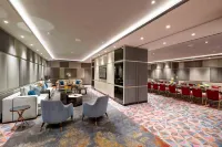 M World Hotel - Business