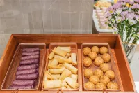 Atour Hotel, Tonghai Building, Shuguang West Road, Hai'an - breakfast