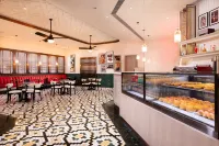 葡京人飯店-LINE FRIENDS PRESENTS CASA DE AMIGO