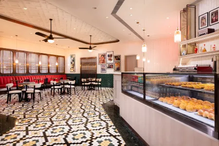 Lisboeta Macau-LINE FRIENDS PRESENTS CASA DE AMIGO Отели рядом с достопримечательностью «Библиотека Хо Дун»