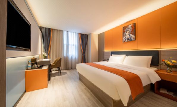 Hao Li Hotel (Fountain Pool Subway Station Minsheng Road Food Street)