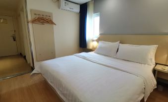 7 Days Hotel (Guiyang Qianlingshan Yan'an West Road Subway Station) - Housity