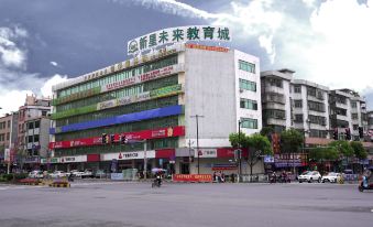Jinglong Yingtian Business Hotel