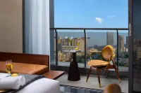 Grandnite Hotel(Guanshanhu Convention and Exhibition City Finance City) - balcony