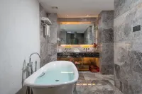 Yunnan Lishui Yunquan Hotel (Yunshida South High-speed Railway Station)