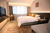 Shandong International Hotel (Jinan Quancheng Square Daming Lake Branch) Hôtels à : Honglou Square