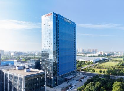 ECHARM HOTEL (WuHan Economic Development Zone Aeon Sports Center Branch)