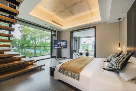 Anji Zheyunju Village Hot Spring Hotel Отели рядом с достопримечательностью «Zhejiang Institute of Technology (Anji Campus)»