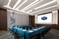 Hampton by Hilton High-speed Railway Station فنادق في خاندان