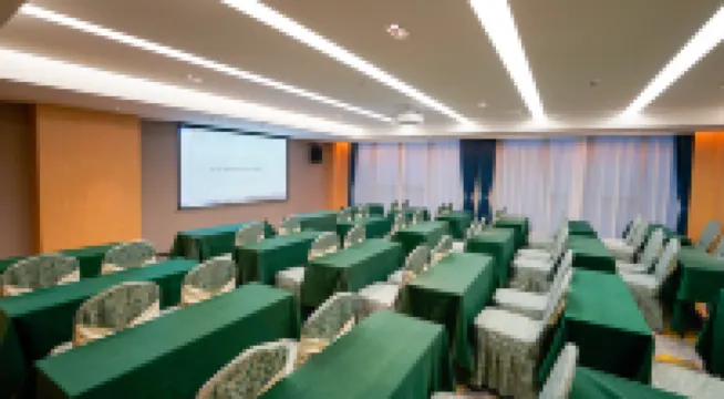 Keria Hotel (Hengyang Xidu Store)