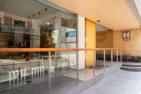Metz Pratunam Hotell i 
