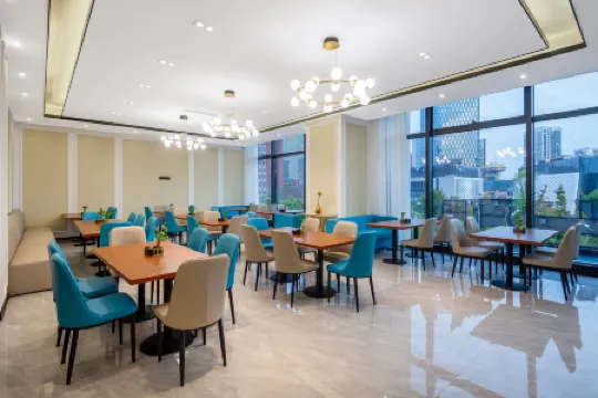 Xana Deluxe Hotelle (Zhongqing Tongliang Wanda Plaza, Longcheng Tianjie) Отели рядом с достопримечательностью «CPC Tongliang County Committee Party School»