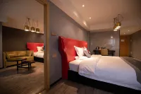 Romantic Manwu Hotel (Hengyang High-speed Railway Station Wuhu Wanda Shop) Hotels in Hengyang