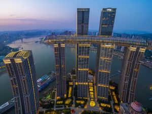 Chongqing Ashan River View Hotel (Jiefangbei Raffles Square Branch)