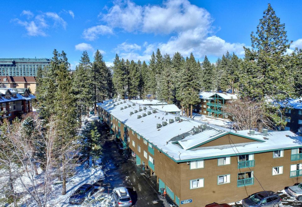 Forest Suites Resort at the Heavenly VillageOver view