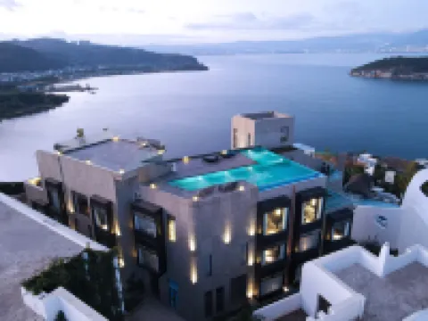 大理悅蓮莊青石半山海景度假酒店