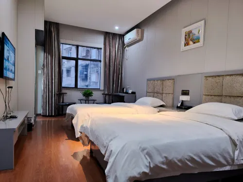 Chulai Homestay (Jingzhou Ancient City Museum) - Inns