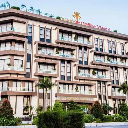 Diamond Hotel VAN DON Отели рядом с достопримечательностью «Bai Tu Long Bay»