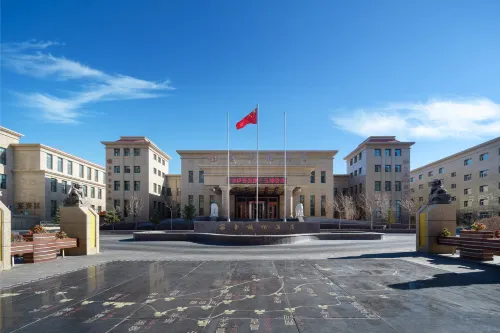 Golden Populus Hotel Hotels in Yiwu