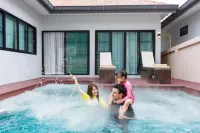 The Rest chiangrai - Private Pools