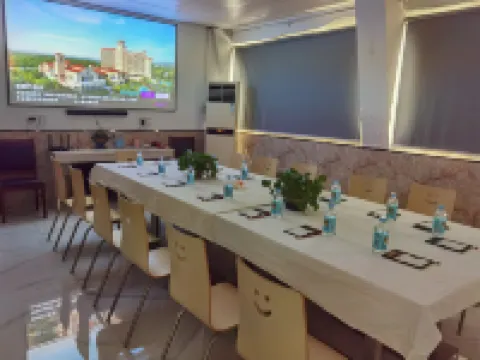 Pullman Boutique Hotel (Zhumadian Railway Station Wenzhou Pedestrian Street Branch) Hotels in Zhumadian