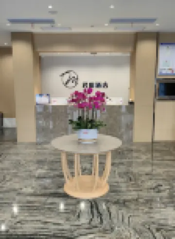 君庭酒店（高鐵南站罍街店）