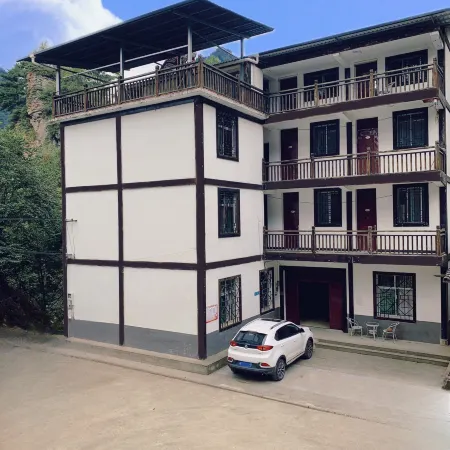 Nanjiang Guangwushan Town Yunwu Home Farmhouse