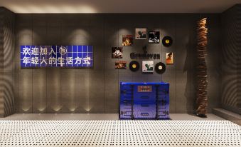 Yukai Xipan Audiovisual Hotel