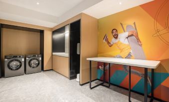 City Comfort Inn Hotel (Shijiazhuang High-Speed Railway Station Ouyun Park Subway Station)