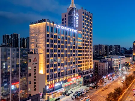 Lavande Hotel (Taiyuan South Inner Ring Pingyang Road) Отели рядом с достопримечательностью «Taiyuan University (Central Campus)»