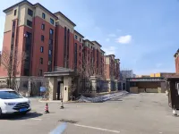 Light Luxury Banshan Hot Spring B&B (Tourism College Branch) Hotels near Changchunjianzhu College