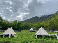 枕山聽雲湯墅民宿