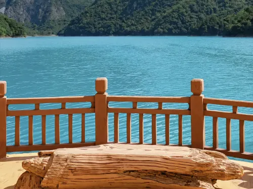 Wenxian Tianchi Yinma Mountain Villa Hotels in Wen County