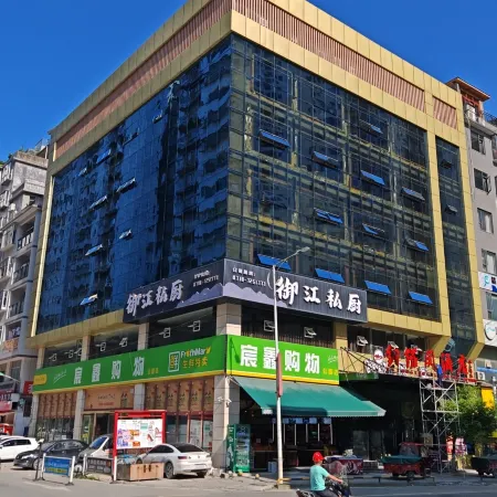 tongluoguan hotel