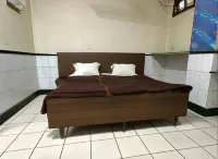 New Royal Hotel Отели в г. Малвья Нагар