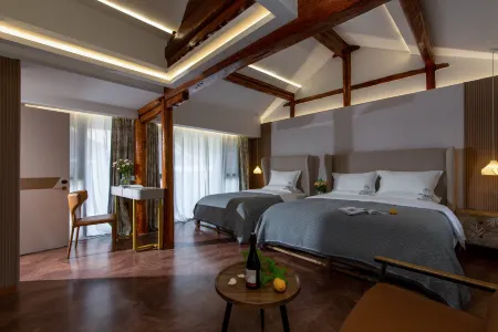 Meiduo Boutique Homestay (Weishan Ancient City Wenhua Academy) Отели рядом с достопримечательностью «Gongchen Pavilion»