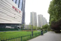 Boyue Qingya Homestay (Nanjing Luhe Wandaguangchang) Hotel in zona Luhe Branch， Nanjing Radio and TV University