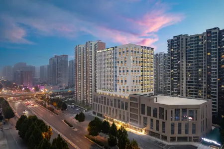 Atour Hotel Shijiazhuang Chang'an Wanda Zhaohui Bridge Отели рядом с достопримечательностью «Hebei Vocational and Technical College of Chemical Engineering and Medicine»